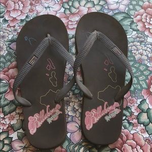 Billabong Hawai’i flip flops EUC